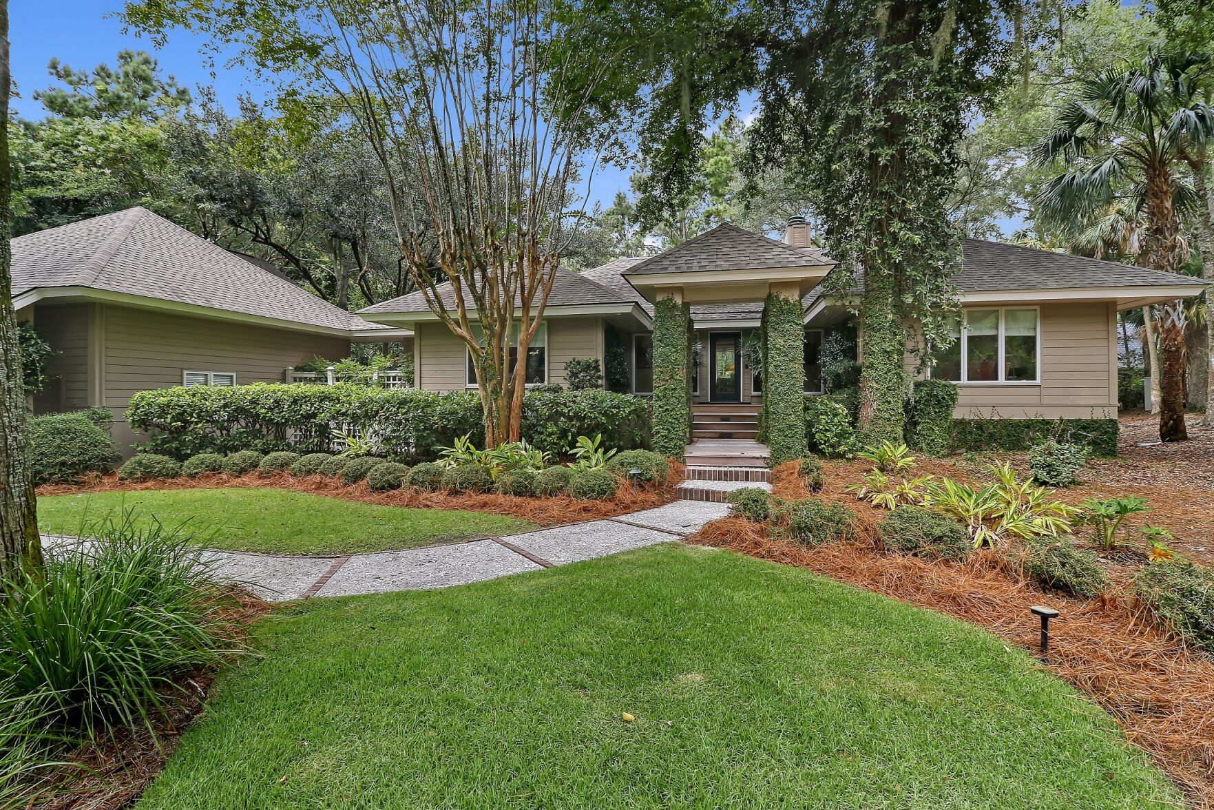 71 Persimmon Court